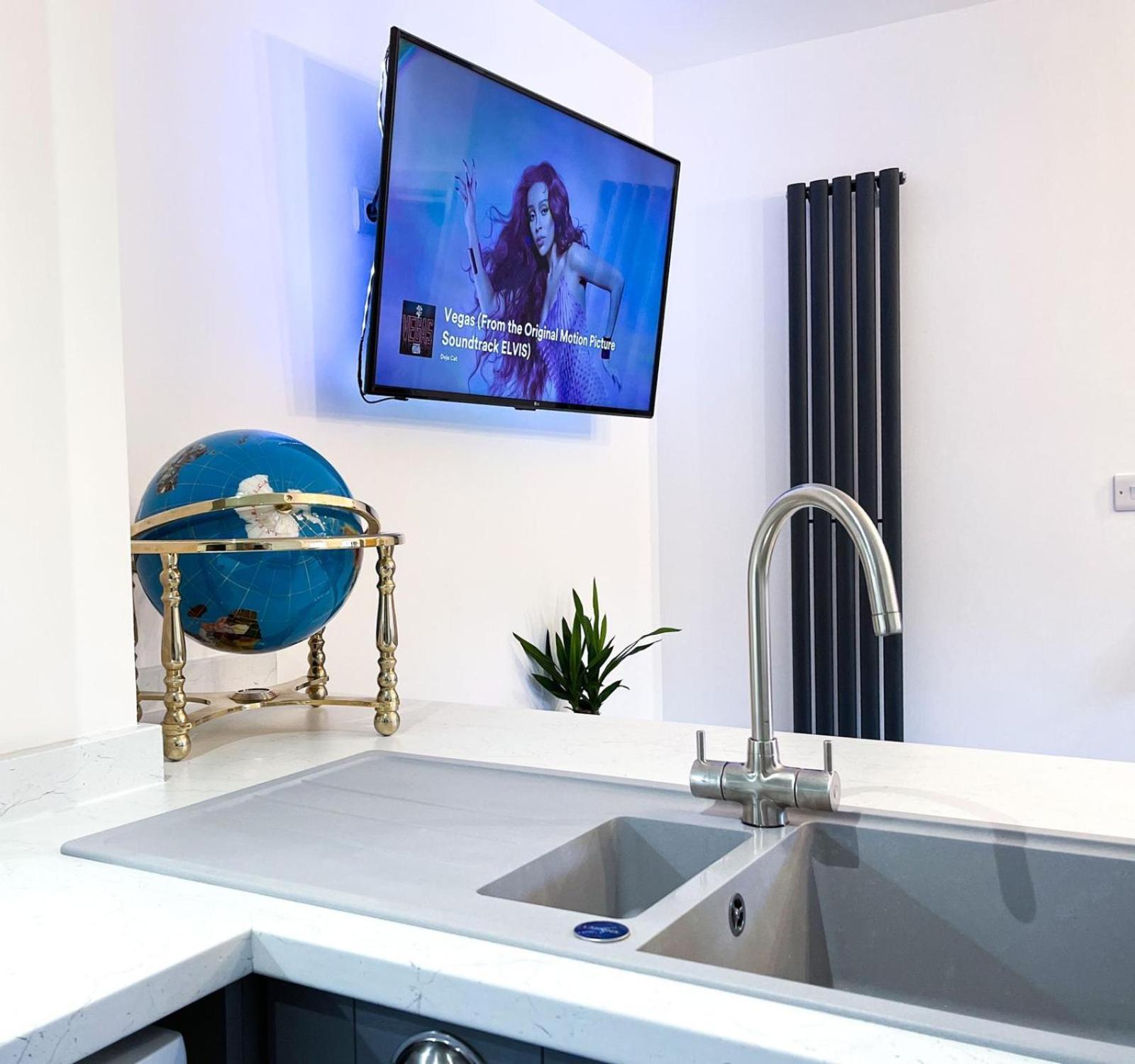 Juliet Beautiful 1 Bedroom, Central, Modern Space. Darlington  Buitenkant foto