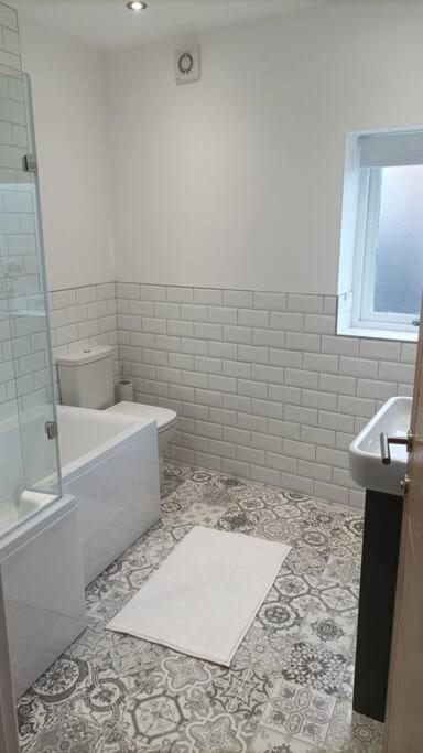 Juliet Beautiful 1 Bedroom, Central, Modern Space. Darlington  Buitenkant foto