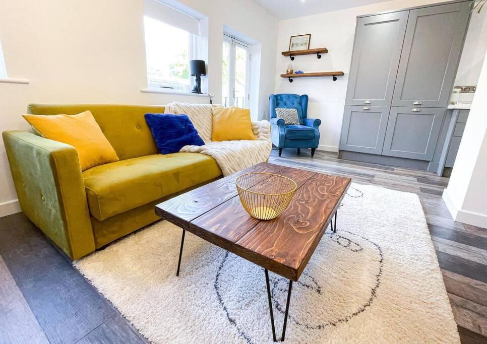 Juliet Beautiful 1 Bedroom, Central, Modern Space. Darlington  Buitenkant foto